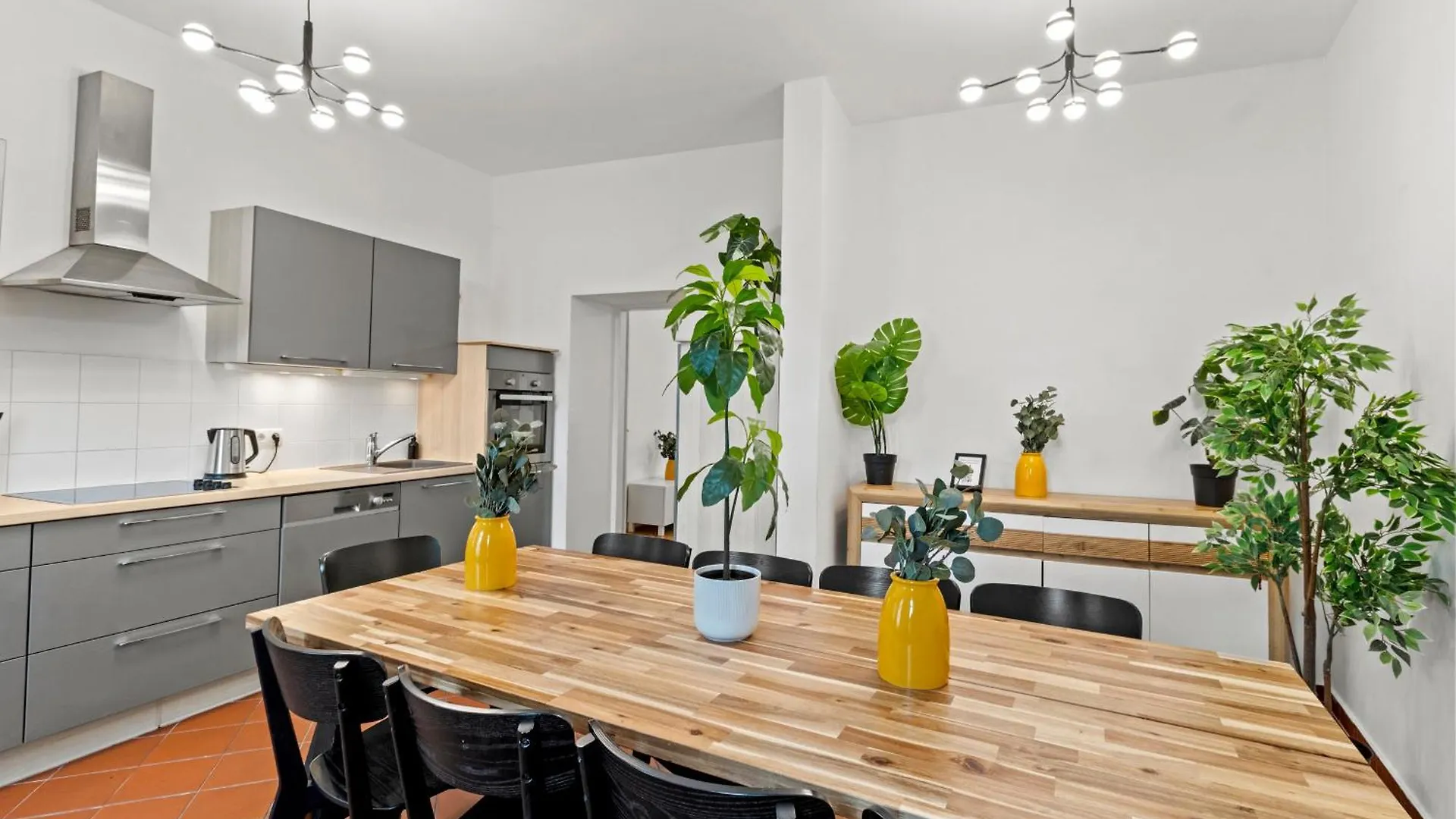 וינה Close To U3 Metro I 15 Minutes To Shopping Street דירה
