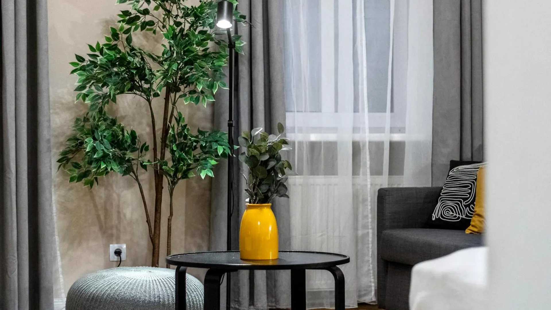 וינה Close To U3 Metro I 15 Minutes To Shopping Street דירה