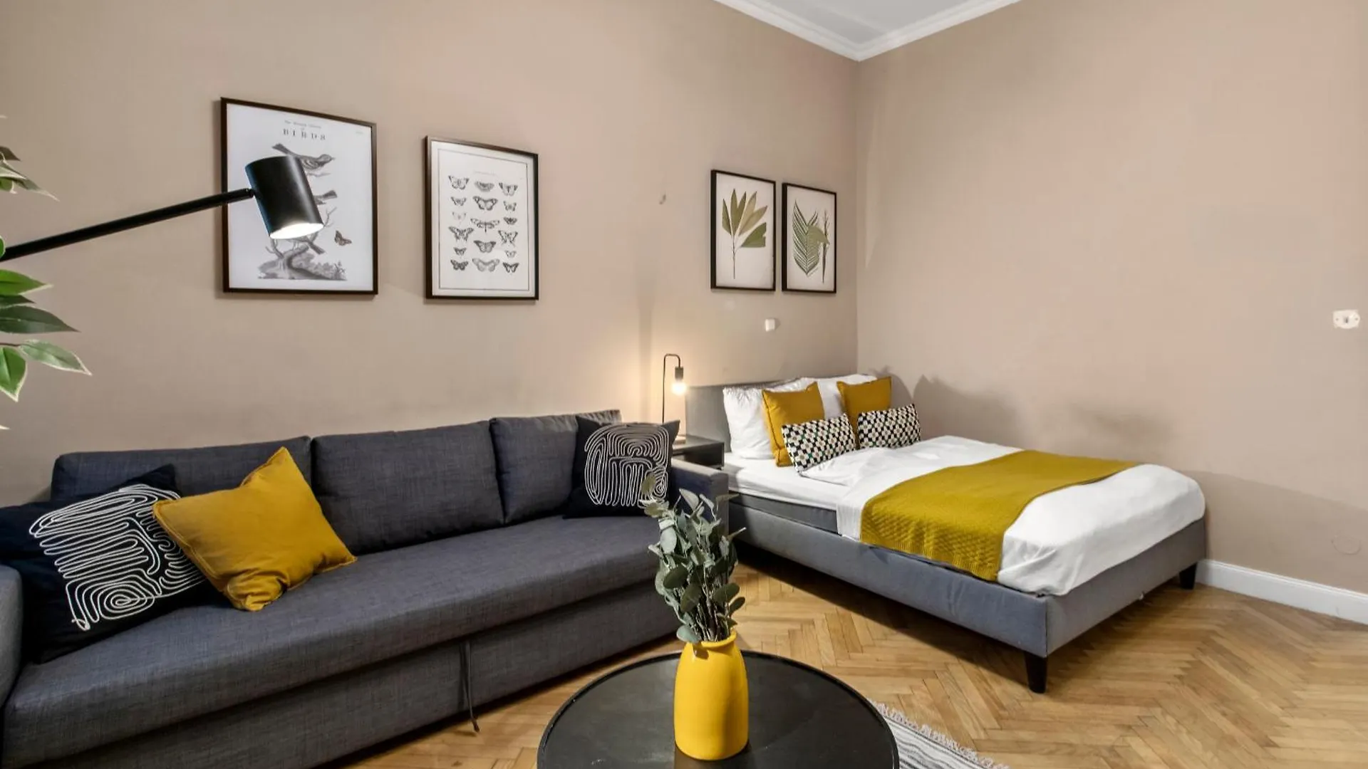 וינה Close To U3 Metro I 15 Minutes To Shopping Street דירה