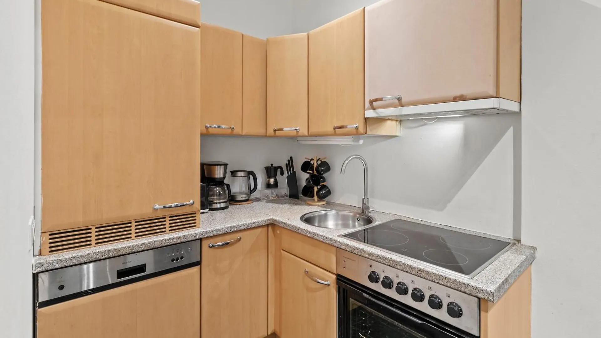 Appartement Close To U3 Metro I 15 Minutes To Shopping Street Wenen