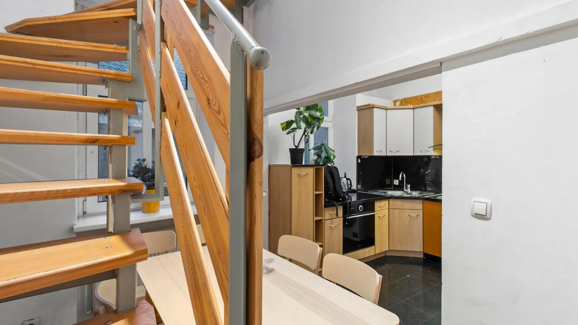 Appartement Close To U3 Metro I 15 Minutes To Shopping Street Wenen